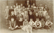 Schulbild 1932 Wendisch Musta